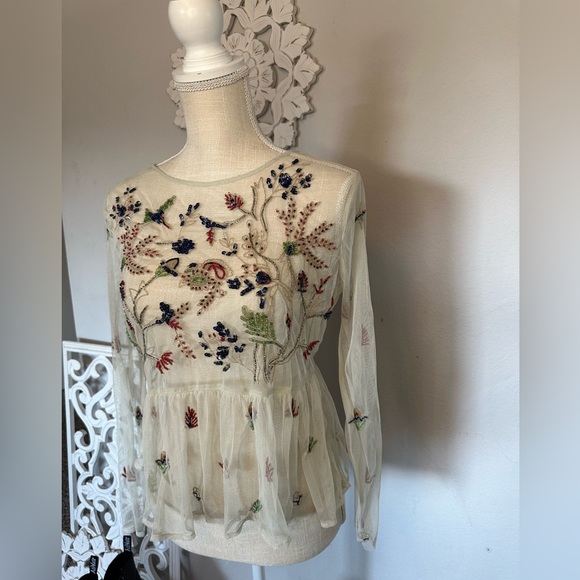 ZARA Sheer blouse with embroidered & beaded designs in a size Small! - Picture 4 of 10